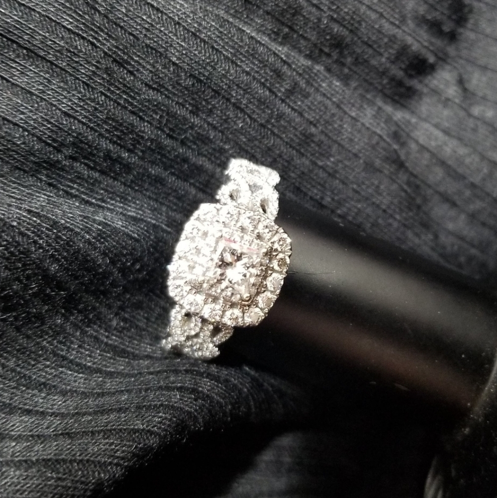 Diamond ring - Picture 3 of 9